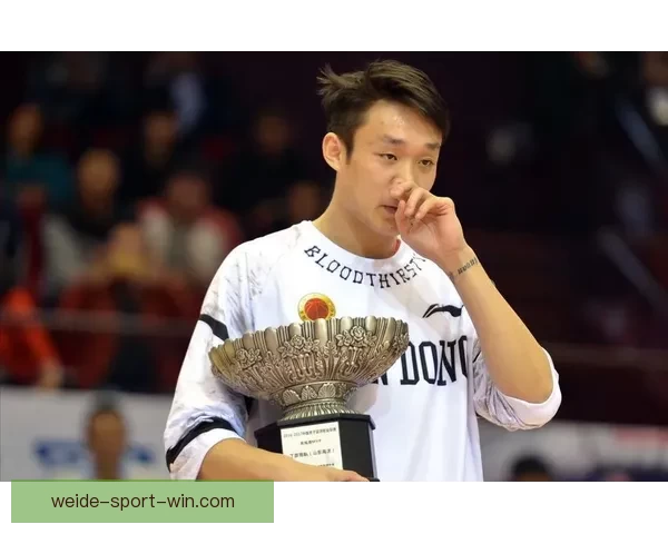 丁彦雨航24岁荣膺MVP燃起闯NBA梦想 蝉联MVP后决心更加坚定